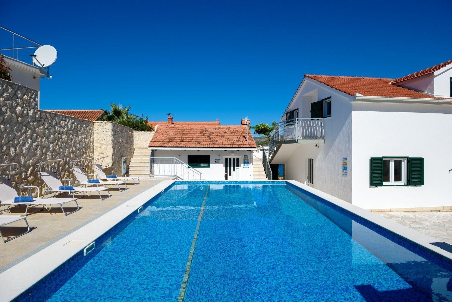 Ražanj Apartments Bisernica-With Pool מראה חיצוני תמונה